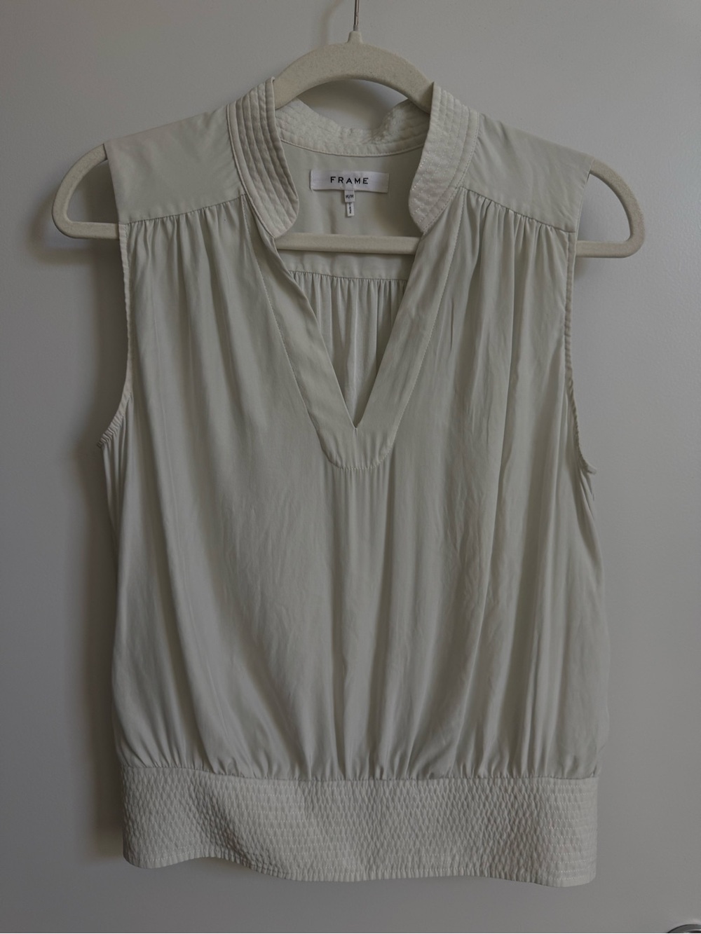 FRAME Women's Sleeveless Silk Blouse Medium Off White